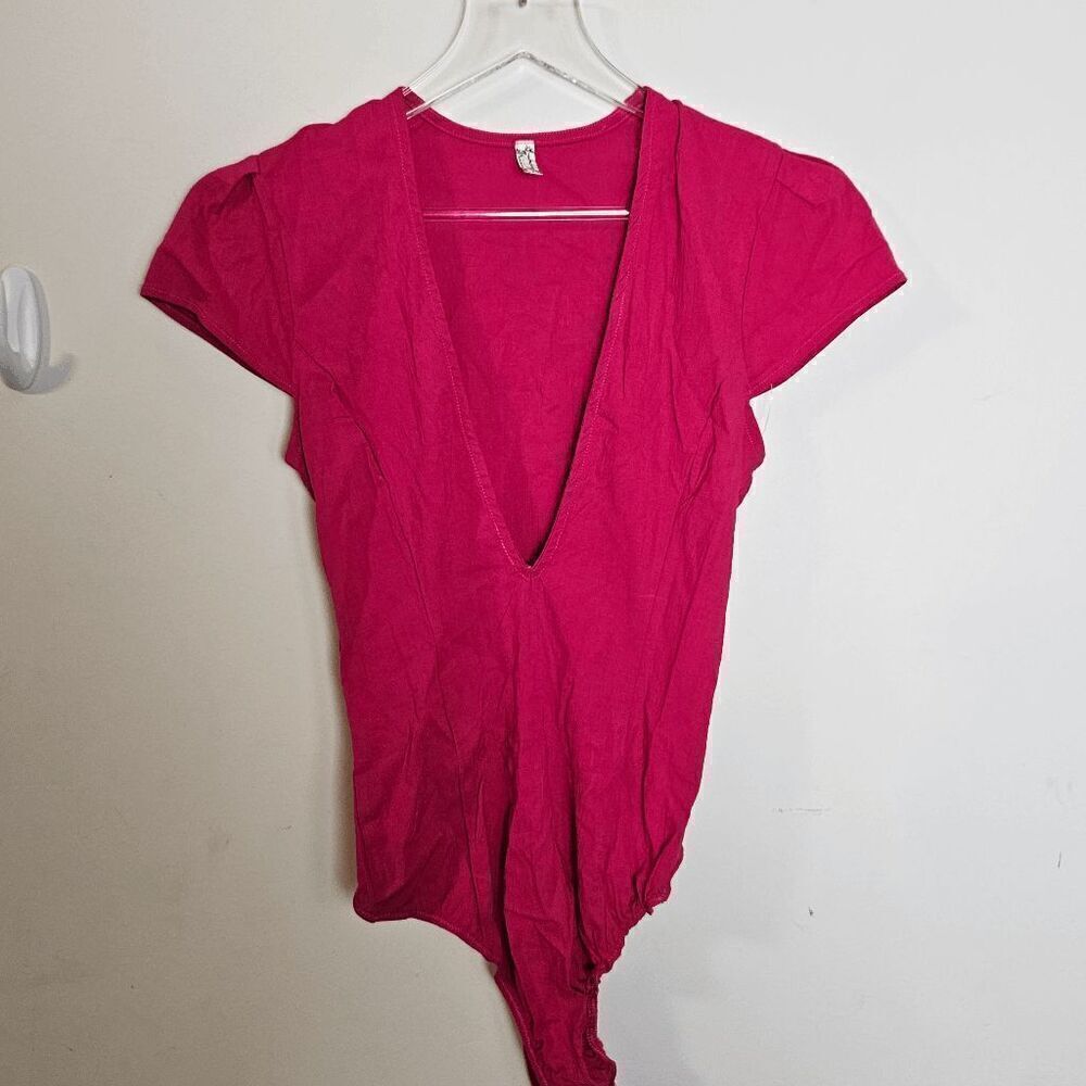 Intimately Free People Low V Neck Short Sleeve Bodysuit Women's Hot Pink Barbiec